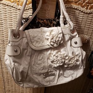 White Guess bag